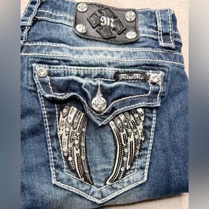Miss Me Signature Flap Women's Size 28 x 29 Rhinestone Jeans Size 28 Bootcut